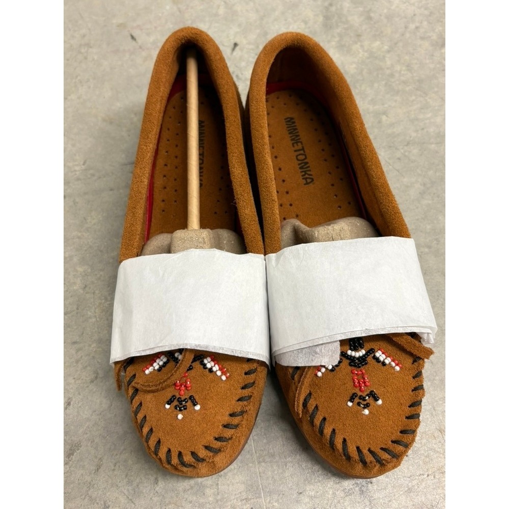 Minnetonka‎ Moccasins Beaded Tan Suede Women's Size 8 Flat Shoes